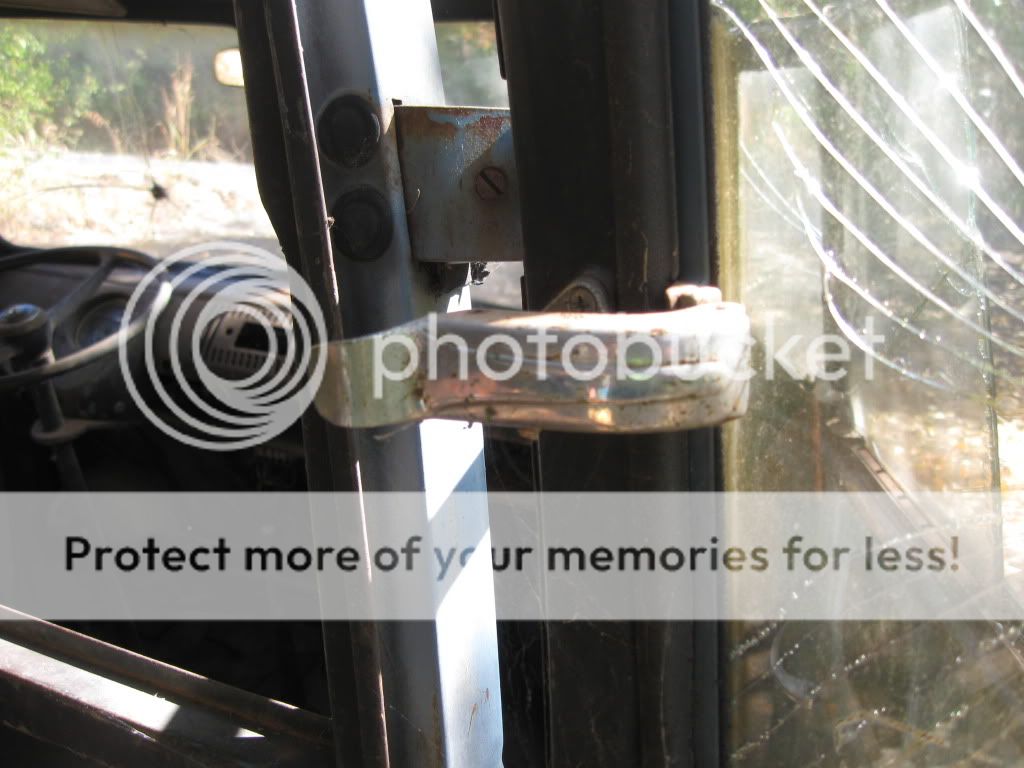 Image may have been reduced in size. Click image to view fullscreen.